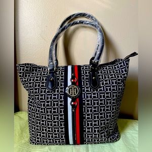NWT 🎁 Tommy Hilfiger TH Monogram Tote